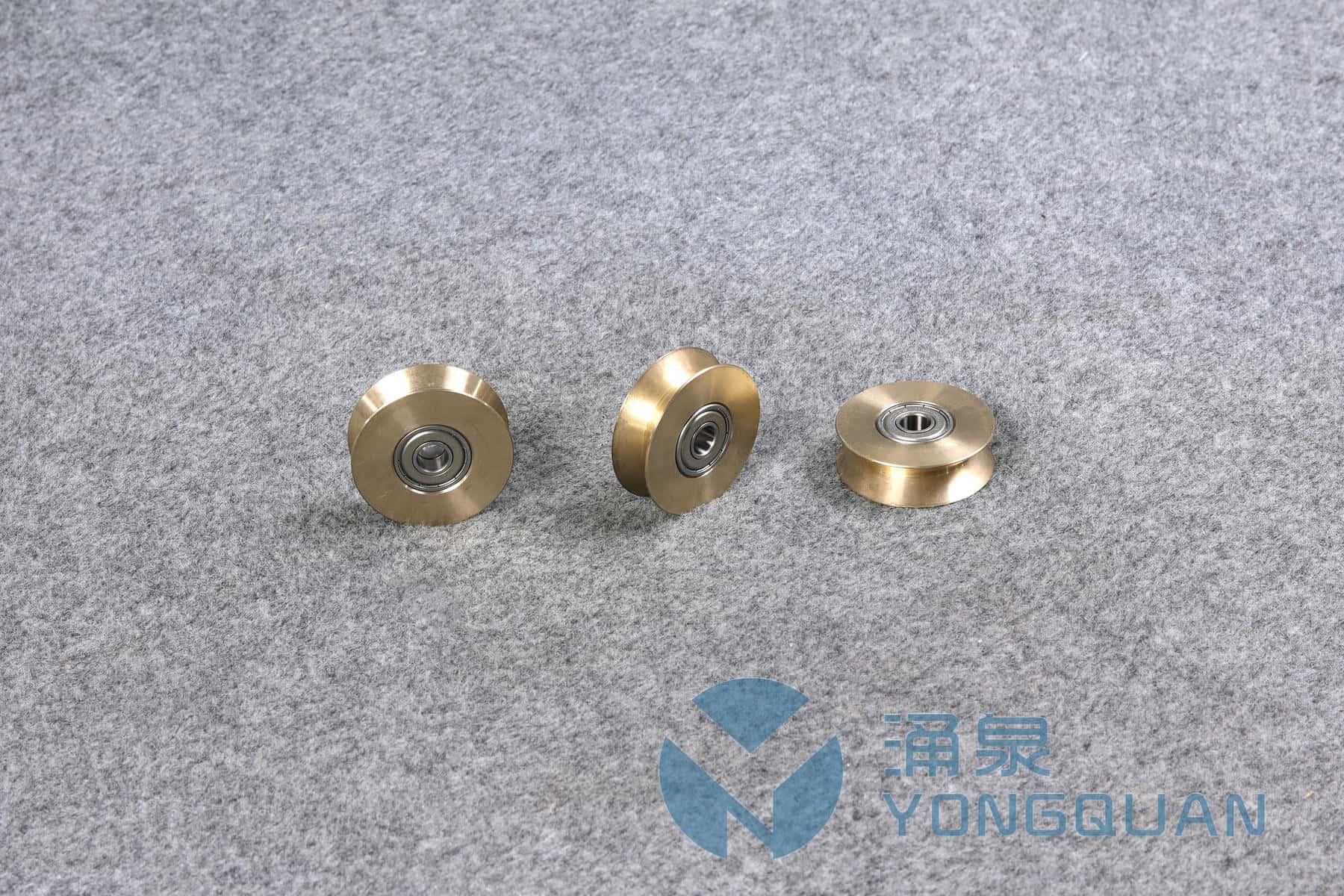 Roller with Bearing