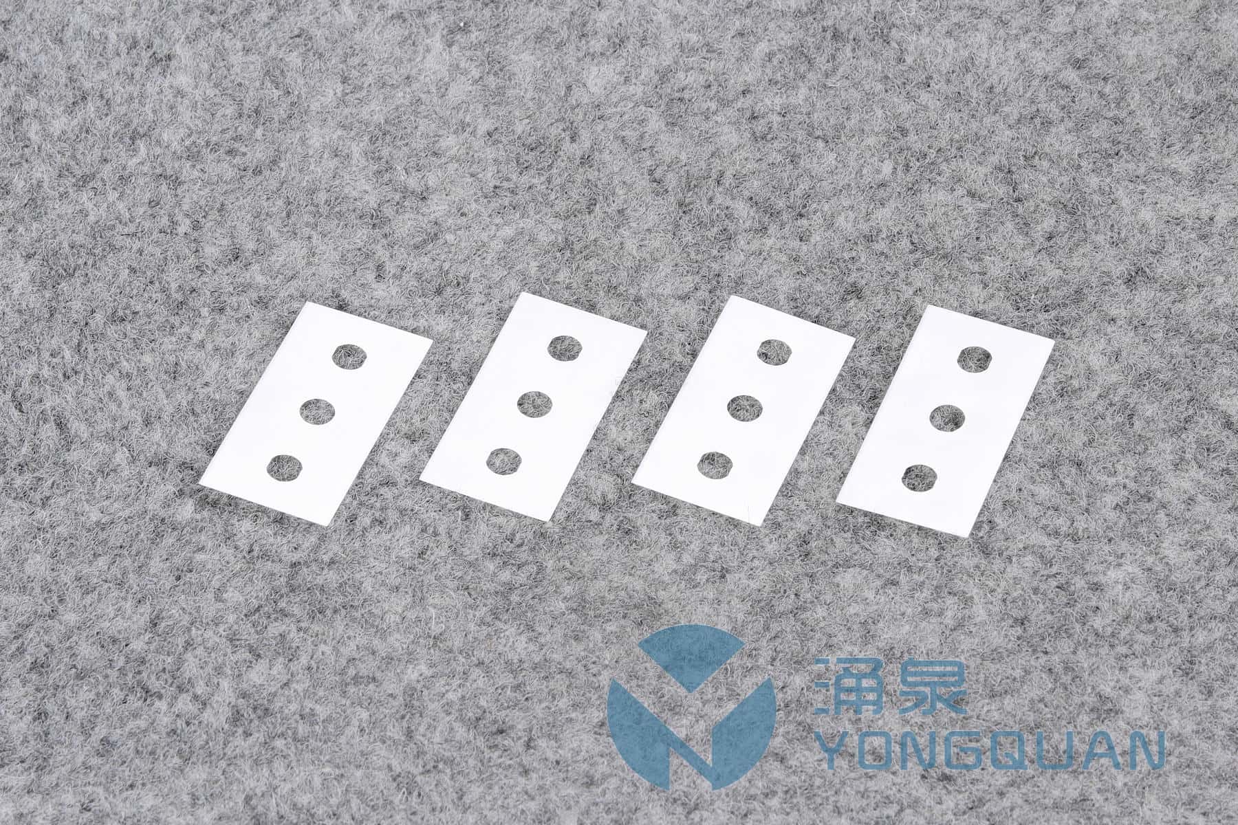 Ceramic Three-Hole Blade